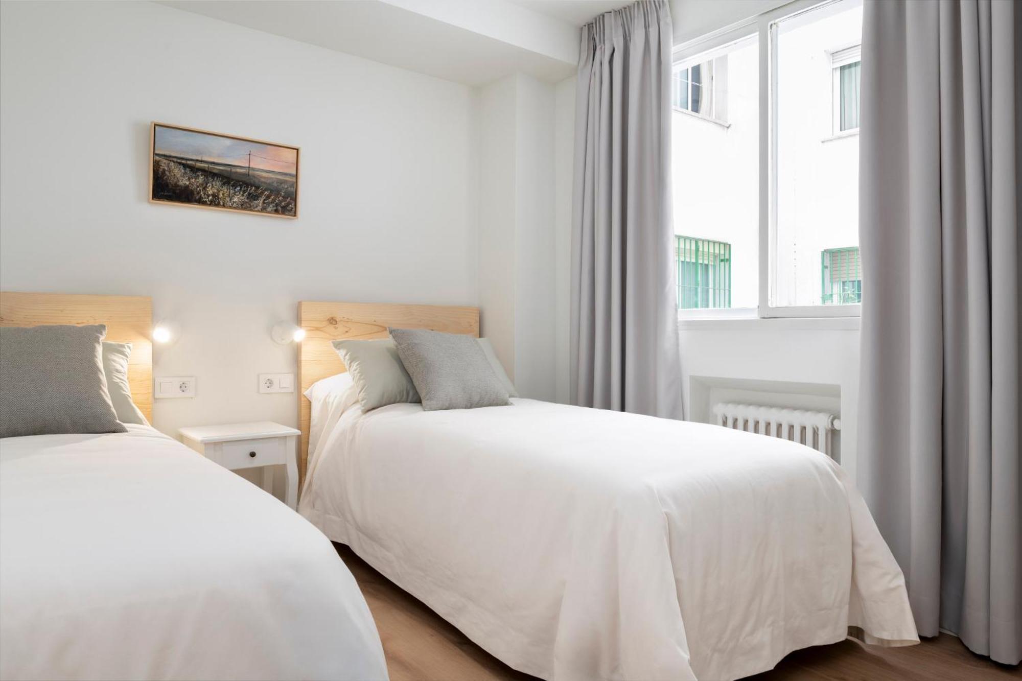Magno Apartments Principe Севиля Екстериор снимка