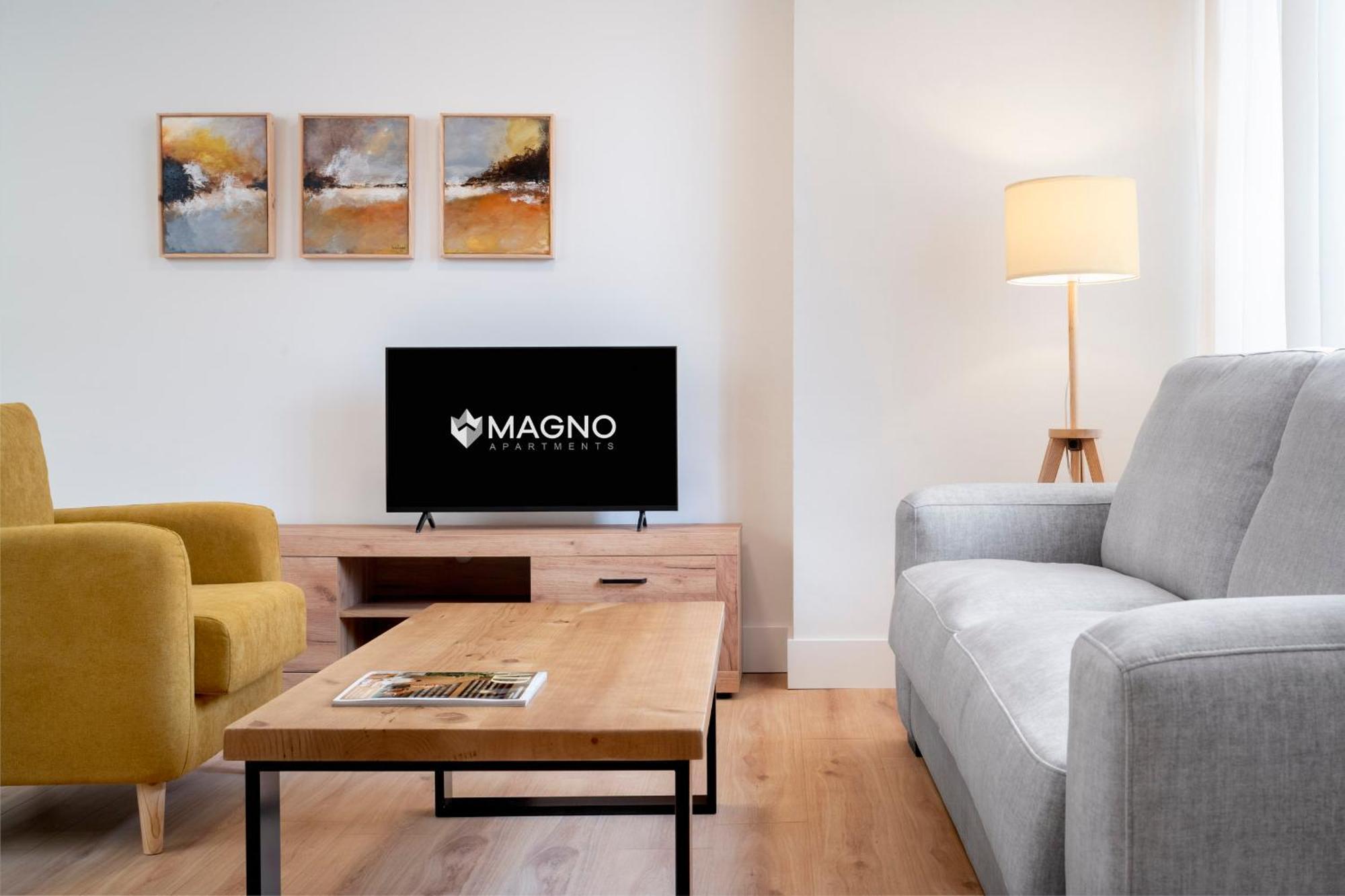 Magno Apartments Principe Севиля Екстериор снимка